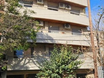 VENDO DEPARTAMENTO - 2 DORMITORIOS - GRAL PAZ - JACINTO RÍOS 300