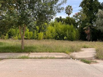 7y602 bis (La Aurora) Terreno en Venta Villa Elvira La Plata