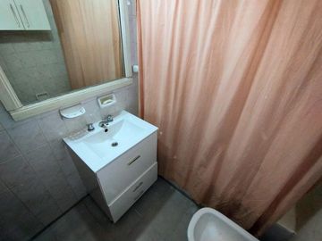 Venta Departamento de 3 ambientes con balcón terraza en Vicente López