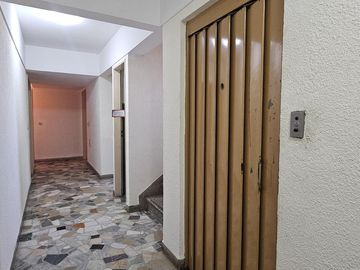 Venta Departamento de 3 ambientes con balcón terraza en Vicente López