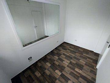 Venta Departamento de 3 ambientes con balcón terraza en Vicente López