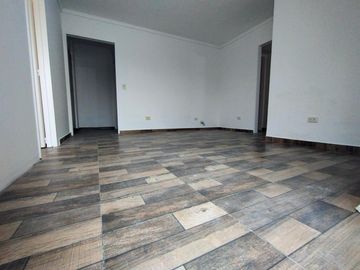 Venta Departamento de 3 ambientes con balcón terraza en Vicente López