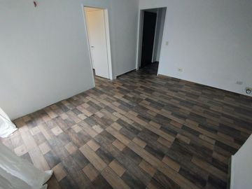 Venta Departamento de 3 ambientes con balcón terraza en Vicente López