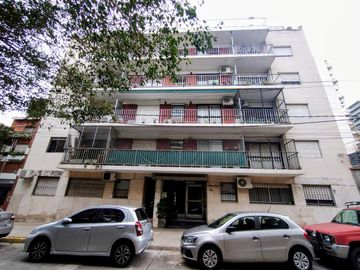 Venta Departamento de 3 ambientes con balcón terraza en Vicente López