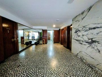 Venta Departamento de 3 ambientes con balcón terraza en Vicente López