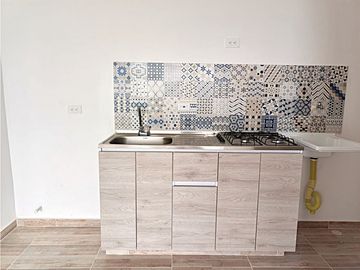 SE VENDE APARTAMENTO EN MALLORQUIN, PTO COLOMBIA.