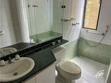 APARTAMENTO EN VENTA EN EL POBLADO, MEDELLN