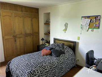 APARTAMENTO EN VENTA EN EL POBLADO, MEDELLN