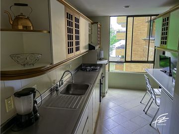 APARTAMENTO EN VENTA EN EL POBLADO, MEDELLN
