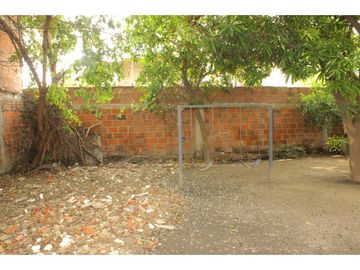 Lote con potencial turístico cerca del mar y aeropuerto G-36