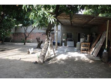 Lote con potencial turístico cerca del mar y aeropuerto G-36