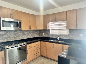 RMC CASA EN VENTA ALMERIA RESIDENCIAL EN APODACA EN NUEVO LEON