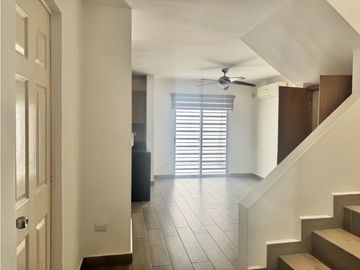 RMC CASA EN VENTA ALMERIA RESIDENCIAL EN APODACA EN NUEVO LEON