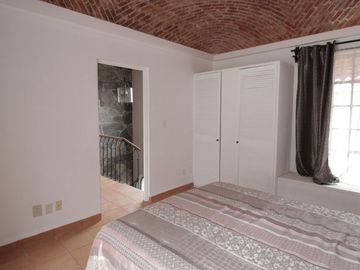 Casa en Venta en San Miguel de Allende – Amueblada, Terraza y Comunidad Cerrada