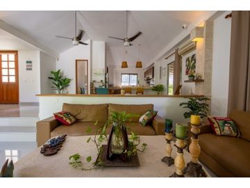 Casa en Venta en La Hacienda en Arjona