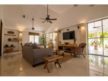 Casa en Venta en La Hacienda en Arjona