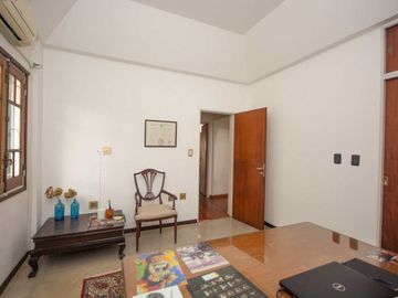 Venta Casa 6 amb. en La Lucila