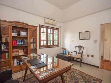 Venta Casa 6 amb. en La Lucila