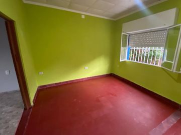 Venta PH de 1 dormitorio, patio en Guadalupe Oeste