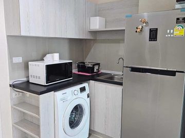 Aspire Erawan TowerB 17th floor 2 bedrooms 1 bathroom