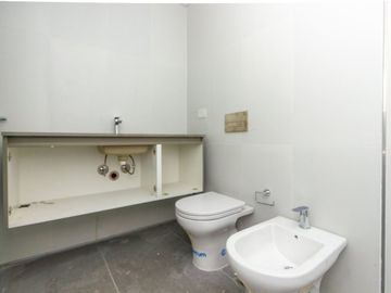 VENTA DEPARTAMENTO 3 AMBIENTES COCHERA ESTRENAR