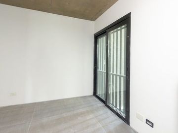 VENTA DEPARTAMENTO 3 AMBIENTES COCHERA ESTRENAR