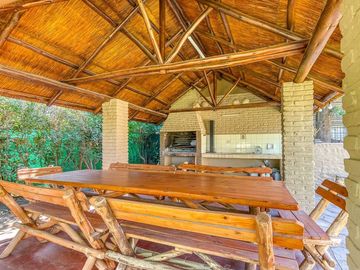 VENTA CASA 4 AMB. YEI PORÁ  TORTUGUITAS PERMUTA