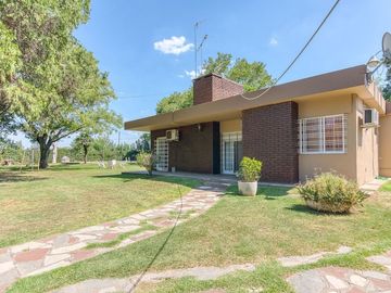 VENTA CASA 4 AMB. YEI PORÁ  TORTUGUITAS PERMUTA