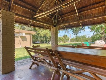 VENTA CASA 4 AMB. YEI PORÁ  TORTUGUITAS PERMUTA