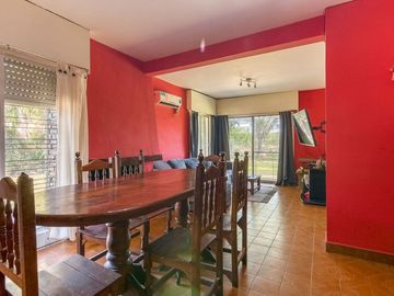 VENTA CASA 4 AMB. YEI PORÁ  TORTUGUITAS PERMUTA