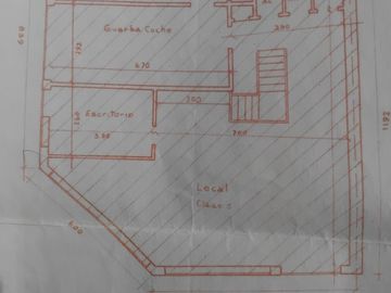 Casa de 5 ambientes con terraza y local en lote propio - Boedo