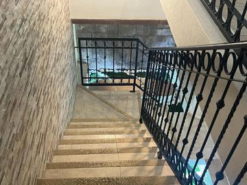 VENTA DE CASA  A LADO DE RIO CON ALBERCA, PALAPA Y  EXTENSO TERRENO