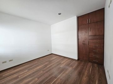 CASA EN VENTA EN RESIDENCIAL LORETTA 1 AL NORPONIENTE DE AGUASCALIENTES