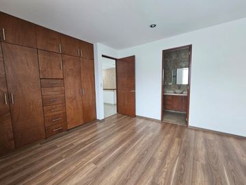 CASA EN VENTA EN RESIDENCIAL LORETTA 1 AL NORPONIENTE DE AGUASCALIENTES