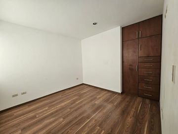 CASA EN VENTA EN RESIDENCIAL LORETTA 1 AL NORPONIENTE DE AGUASCALIENTES
