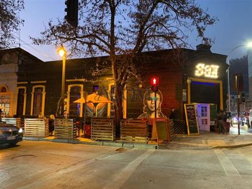 Local Comercial en Venta en BELLAVISTA/ LOCAL CON PATENTE DE ALCOHOLES Y CABARET INCLUIDAS