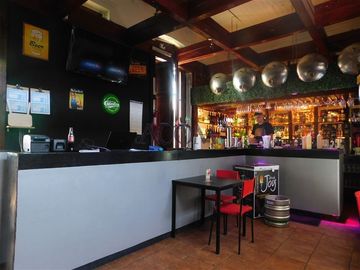 Local Comercial en Venta en BELLAVISTA/ LOCAL CON PATENTE DE ALCOHOLES Y CABARET INCLUIDAS