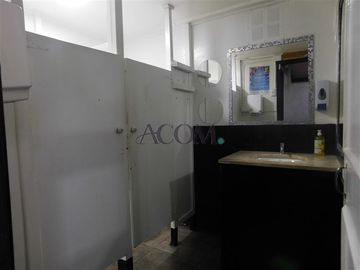 Local Comercial en Venta en BELLAVISTA/ LOCAL CON PATENTE DE ALCOHOLES Y CABARET INCLUIDAS