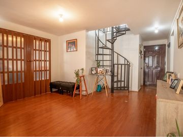 Hermosa Casa en Ciudad del Este, Puente Alto