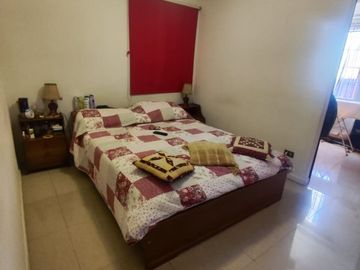 DETRÁS DEL COLEGIO LIAHONA