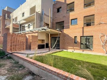 VENTA| DEPARTAMENTO 2 dorm. con BALCÓN en BARRIO JARDÍN ¡EL MEJOR EMPRENDIMIENTO DE ZONA SUR!