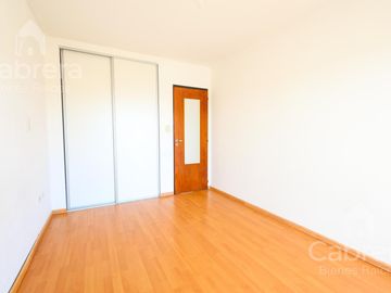 Venta Departamento 1 Dormitorio con Cochera en La Plata