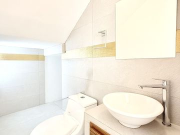 Amplia y cómoda casa en venta en fracc. La Finca