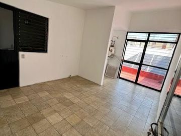 Casa en venta Remodelada en Lomas de la Victoria San Pedro Tlaquepaque