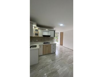 VENDEMOS APARTAMENTO EN SURAMERICA