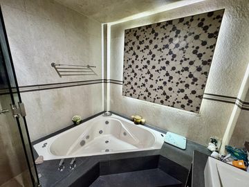 Casa Amplia y Funcional con Terraza en Paseos de Churubusco – 4 Niveles