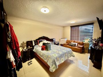 Casa Amplia y Funcional con Terraza en Paseos de Churubusco – 4 Niveles