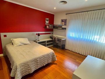 PROPIEDAD DE CATEGORÍA A LA VENTA / COUNTRY EL BOSQUE