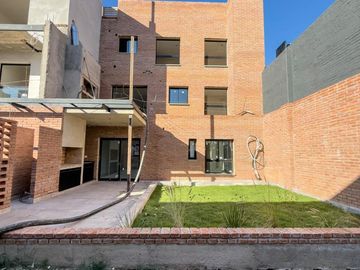 VENTA| DEPARTAMENTO 2 dorm. con PATIO en BARRIO JARDÍN ¡EL MEJOR EMPRENDIMIENTO DE ZONA SUR!