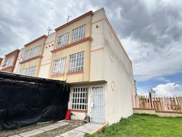 CASA EN VENTA EN TECAMAC